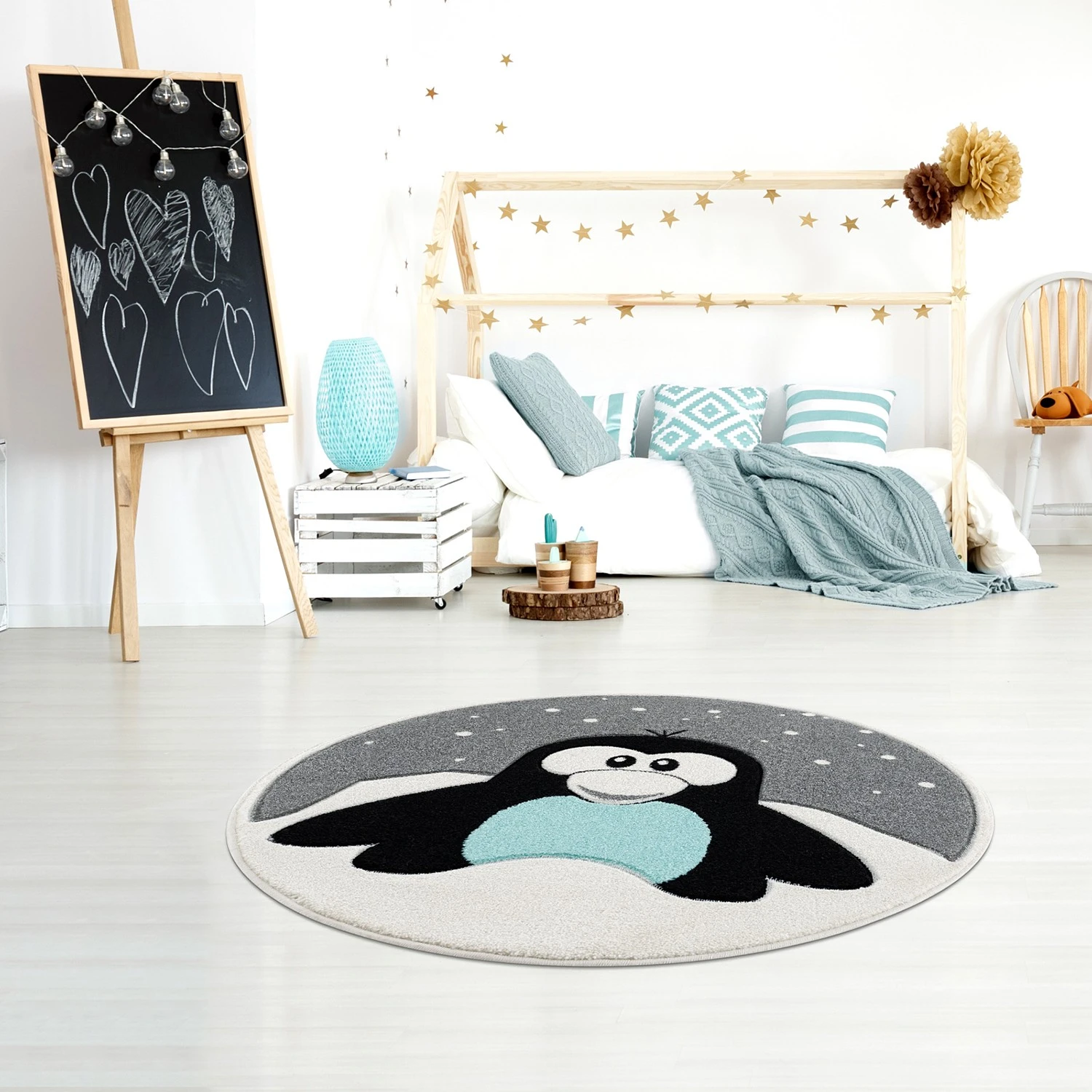 Svanhilde Kinderteppich Pinguin Elliot Rund - Kunstfaser - Grau / Schwarz 2 Svanhilde Kinderteppich Pinguin Elliot Rund - Kunstfaser - Grau / Schwarz – Bild 2