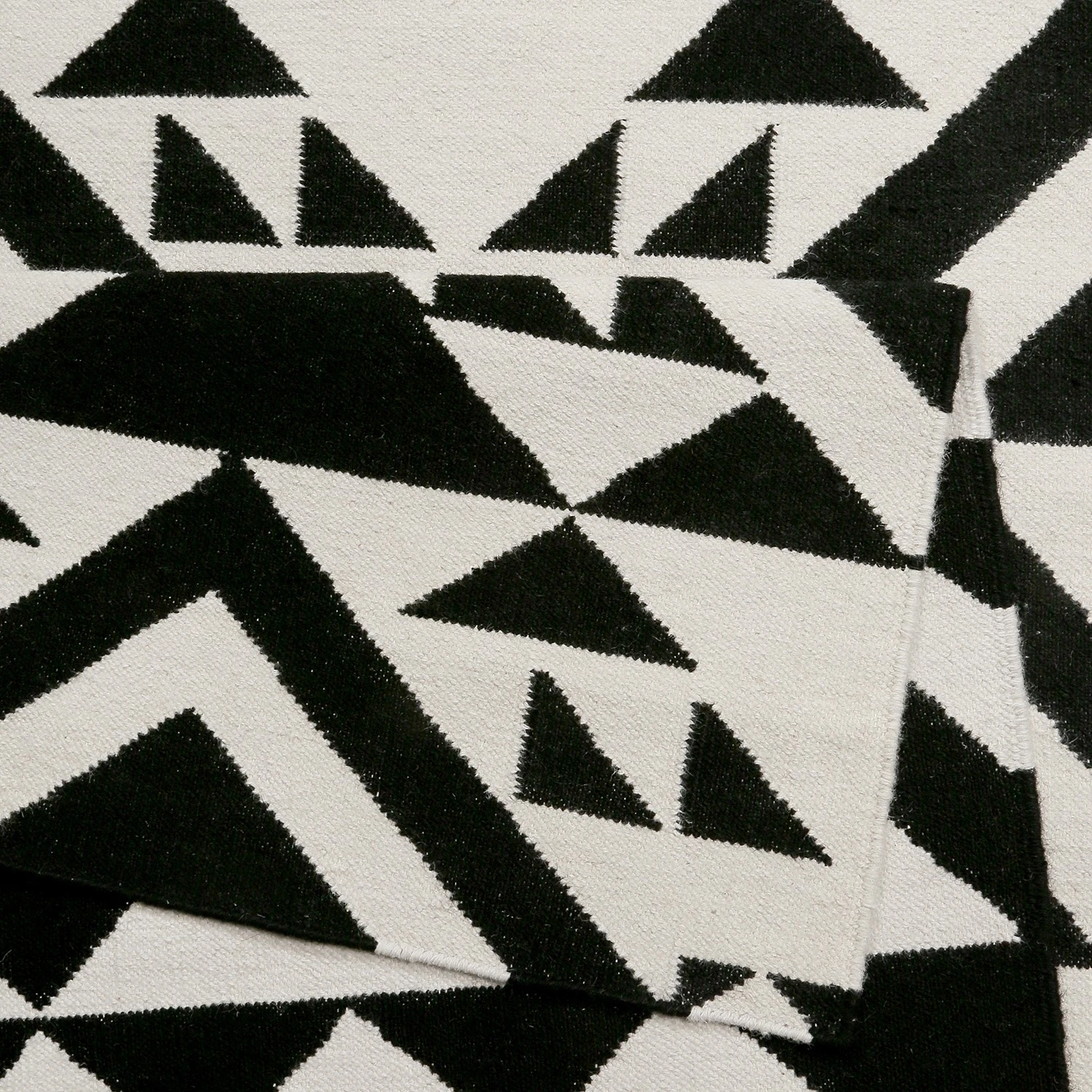 Accessorize Wollteppich Mellow I - Schurwolle - Schwarz - 80 x 150 cm 6 Accessorize Wollteppich Mellow I - Schurwolle - Schwarz - 80 x 150 cm – Bild 6