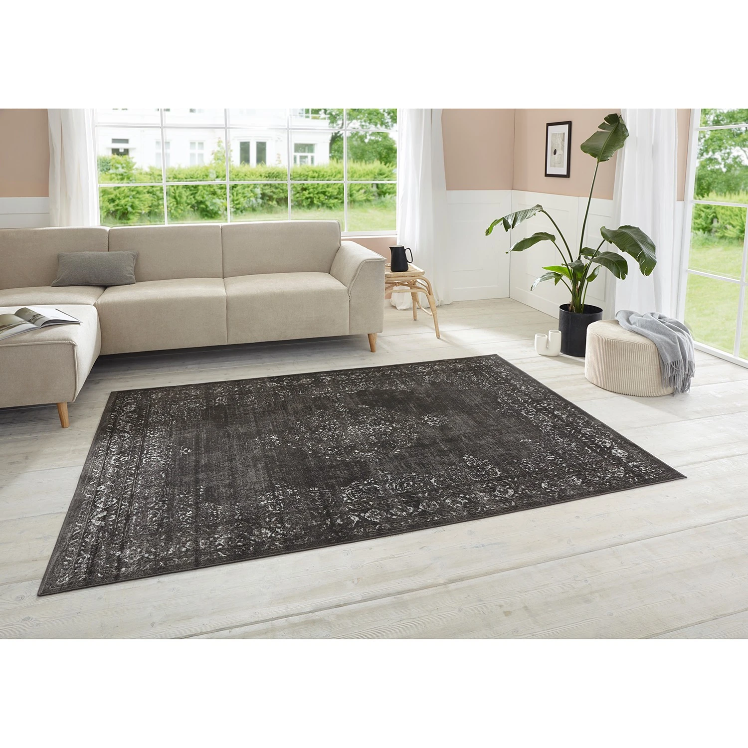 ELLE DECORATION Kurzflorteppich Berseba - Viskose / Acryl Chenille - Dunkelgrau - 200 x 290 cm 2 ELLE DECORATION Kurzflorteppich Berseba - Viskose / Acryl Chenille - Dunkelgrau - 200 x 290 cm – Bild 2