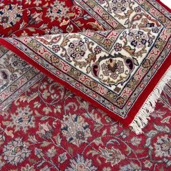 THEKO die markenteppiche Wollteppich Benares Isfahan - Schurwolle - Rot - 70 x 140 cm 10 THEKO die markenteppiche Wollteppich Benares Isfahan - Schurwolle - Rot - 70 x 140 cm -Teppiche populaire boutique 1000301727 211117 17453704788 DETAILS P000000001000301727