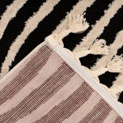 INSTYLE by Kayoom Hochflorteppich Lovis 600 - Polypropylen - Creme / Schwarz - 120 x 170 cm -Teppiche populaire boutique 1000334161 220303 031 DETAILS P000000001000334161