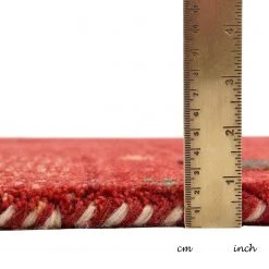 THEKO die markenteppiche Kurzflorteppich Denver 1999 II - Schurwolle - Rot - Durchmesser: 190 cm 13 THEKO die markenteppiche Kurzflorteppich Denver 1999 II - Schurwolle - Rot - Durchmesser: 190 cm -Teppiche populaire boutique 1000335235 220301 080 DETAILS P000000001000335235