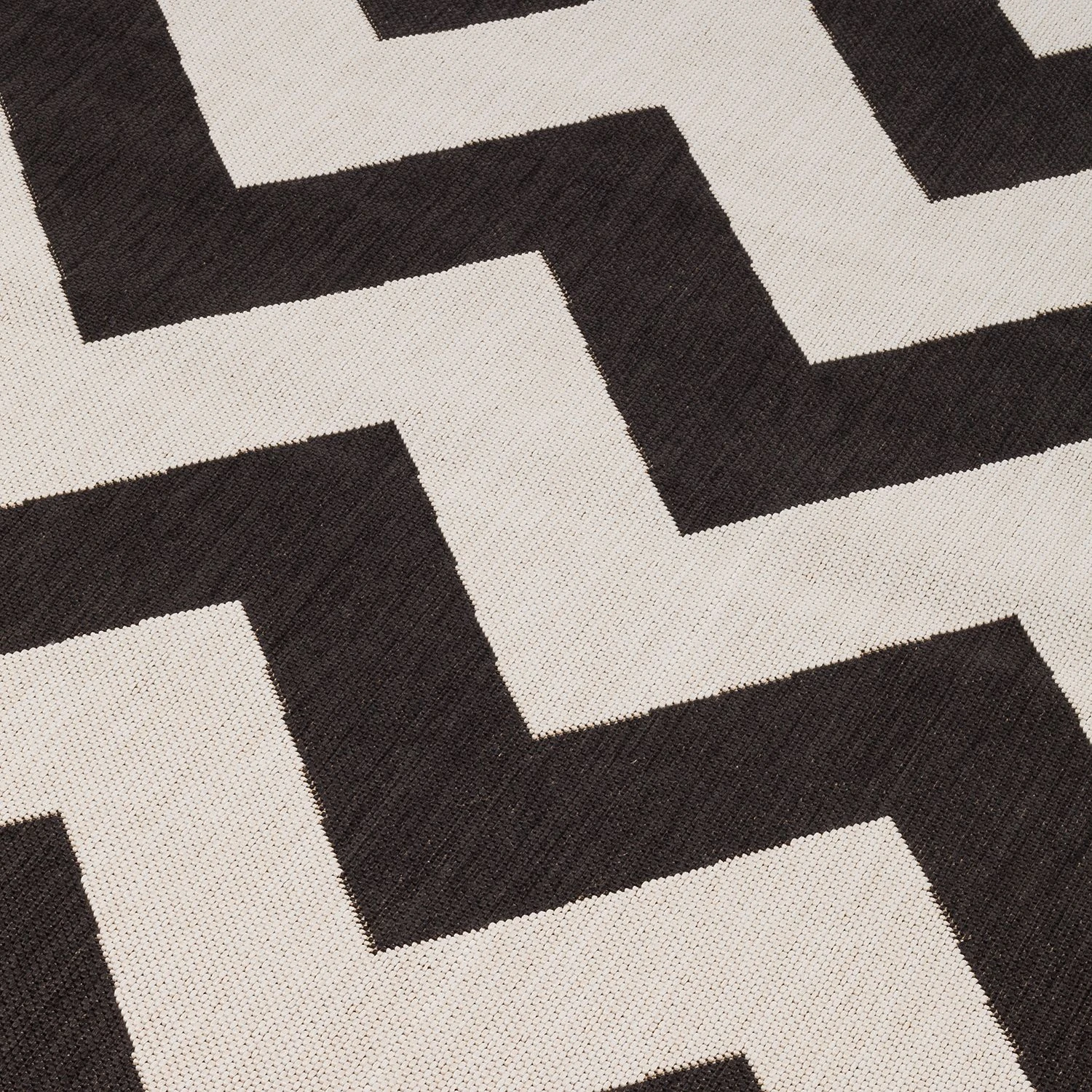 Eva Padberg Collection In-/Outdoorteppich Essenza - Schwarz / Creme - 140 x 200 cm 8 Eva Padberg Collection In-/Outdoorteppich Essenza - Schwarz / Creme - 140 x 200 cm – Bild 8